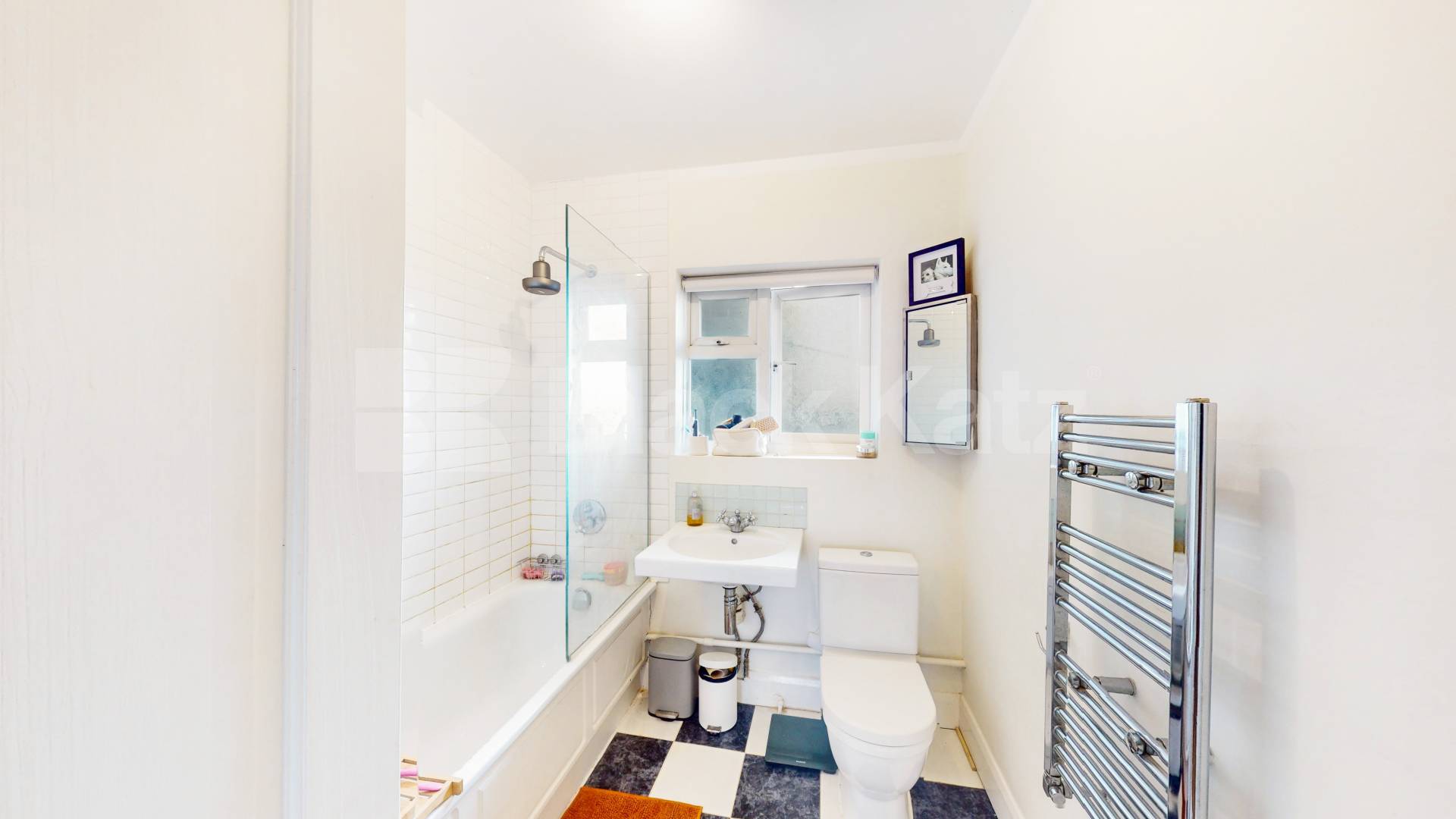 Modern Apartment Hanover Court, Uxbridge Road, Shepherds Bush